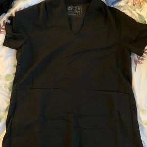 Figs size small black scrub top